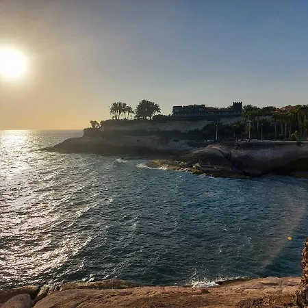 Vera - * Costa Adeje (Tenerife)